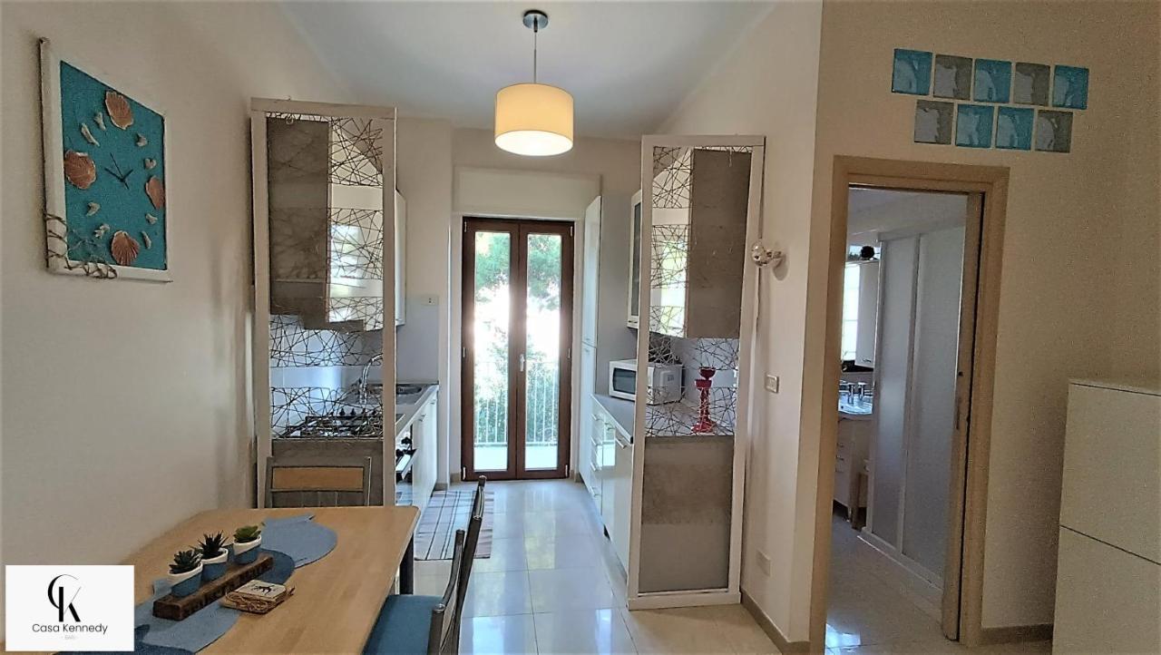 Casa Kennedy Apartment บารี ภายนอก รูปภาพ