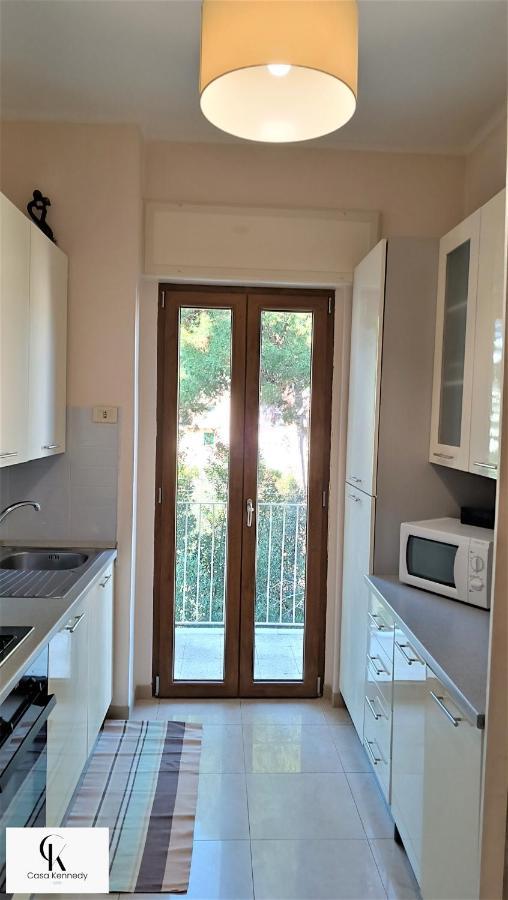 Casa Kennedy Apartment บารี ภายนอก รูปภาพ